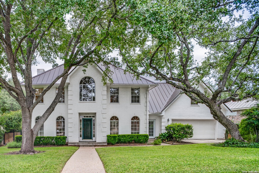 Photo of 13238 HUNTERS VIEW ST, San Antonio, TX 78230 (MLS # 2024348)