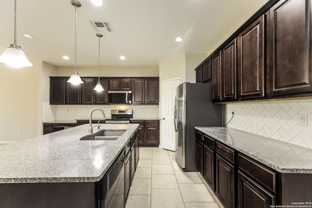 Photo of 8811 Palmetto Park, Converse, TX 78109 (MLS # 1915407)