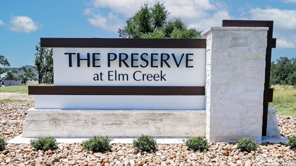 Photo of 212 Berrywood Lane, New Braunfels, TX 78132 (MLS # 1927403)