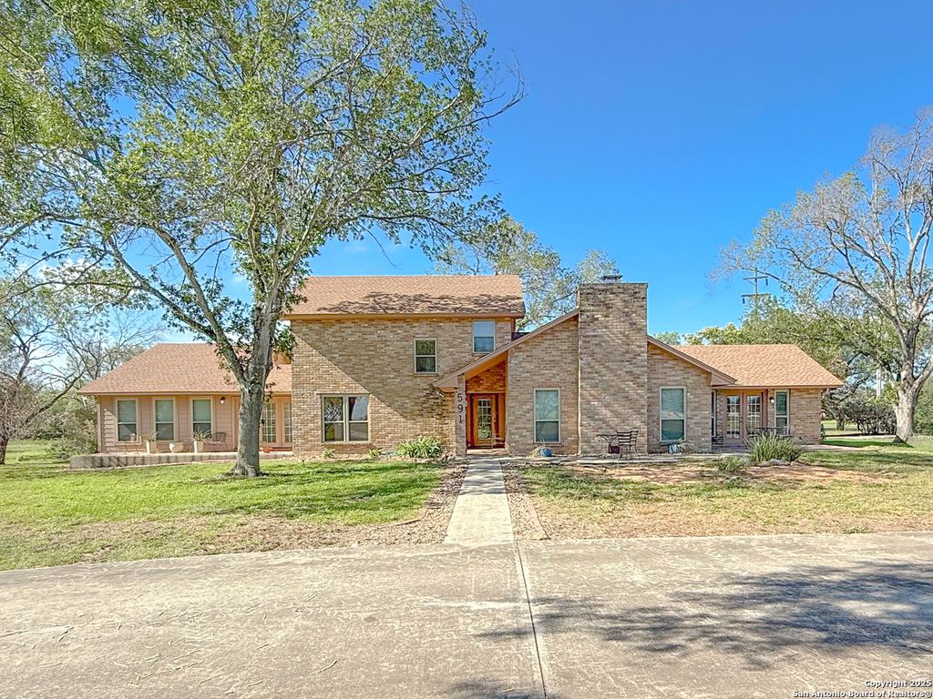 Photo of 591 Fm 2200, Devine, TX 78016 (MLS # 1879732)