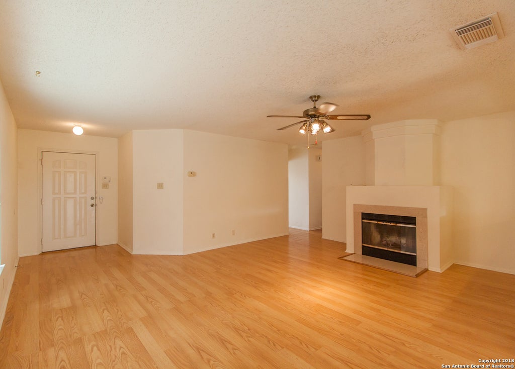 Photo of 7054 AUTUMN PARK, San Antonio, TX 78249 (MLS # 2011967)