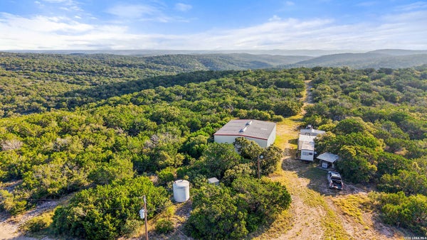 ADDRESS PRIVATE, BARKSDALE, TX 78828 - Image d23cef6650b8e9bd2de597ba7882f3cc/3835839726