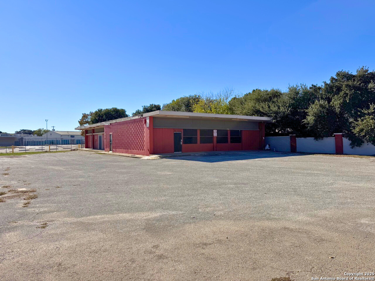 2507 S General McMullen Dr