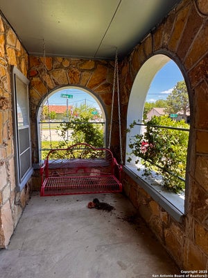 102 S 11TH ST, JUNCTION, TX 76849 - Image d265281447e8def3f0a5f372143b5d64/945973385
