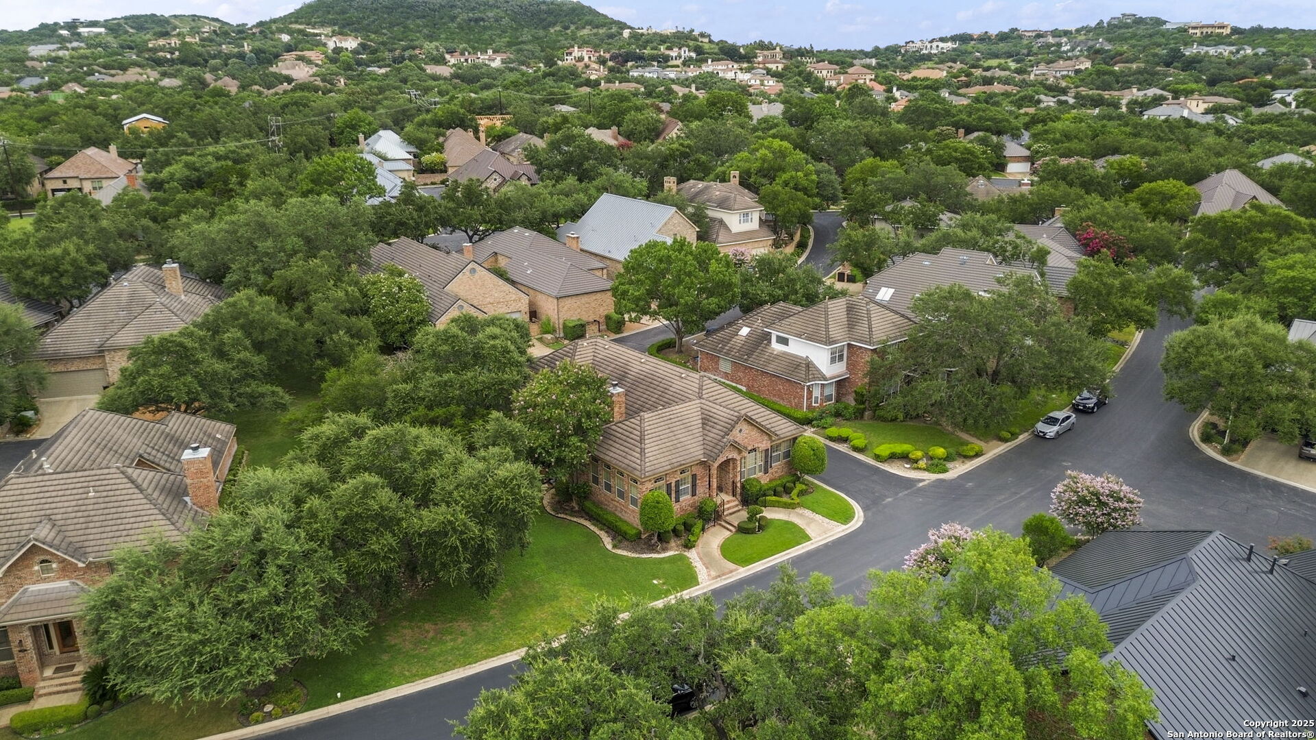 1 Westcourt