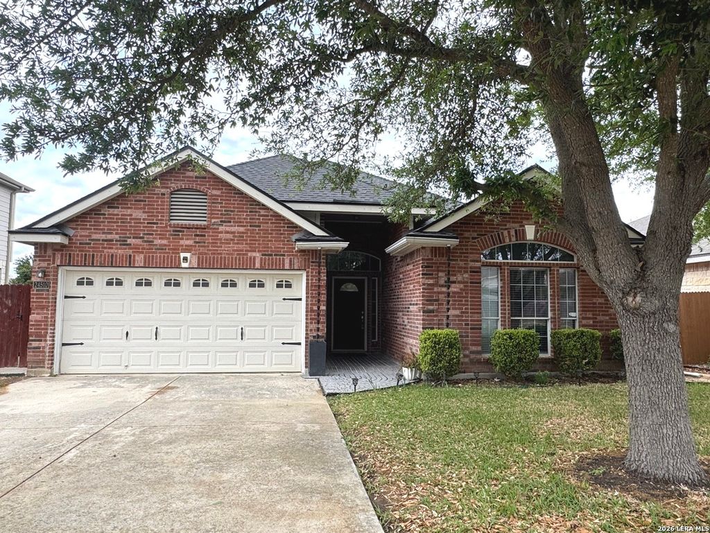 Photo of 24510 Wine Rose, San Antonio, TX 78255 (MLS # 1954822)