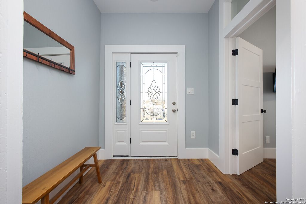 Photo of 910 DENVER BLVD, San Antonio, TX 78210 (MLS # 1956375)