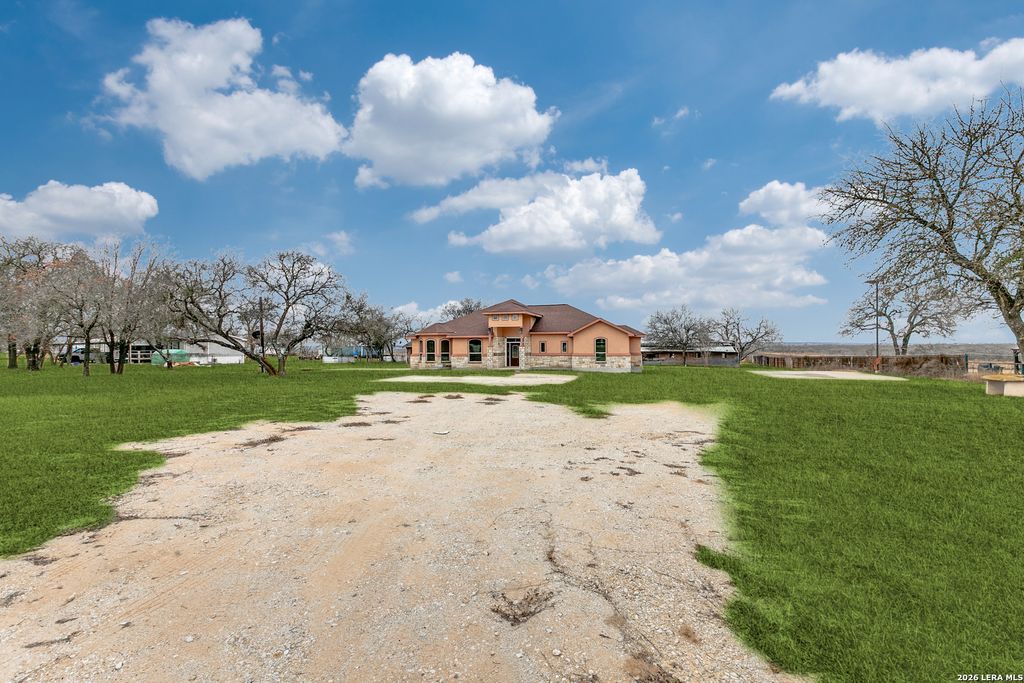 Photo of 470 Blue Quail, Lytle, TX 78052 (MLS # 1958758)
