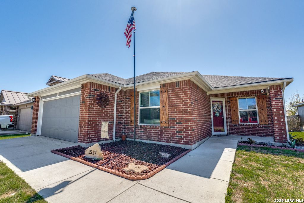 Photo of 1517 Motherwell, Seguin, TX 78155 (MLS # 1951128)