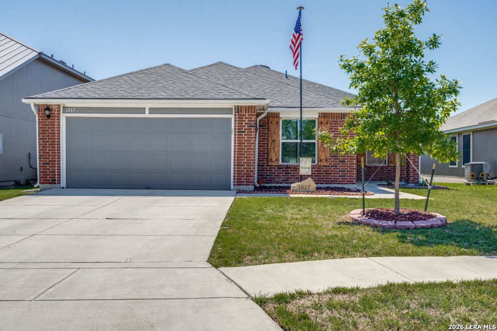 Photo of 1517 Motherwell, Seguin, TX 78155 (MLS # 1951128)