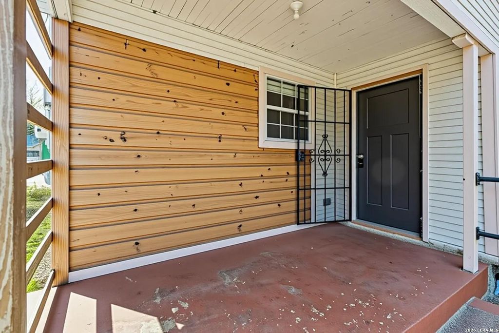 Photo of 2214 Menchaca, San Antonio, TX 78207 (MLS # 1929388)