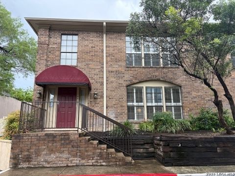 Photo of 7926 Broadway 402 #402, San Antonio, TX 78209 (MLS # 1963318)
