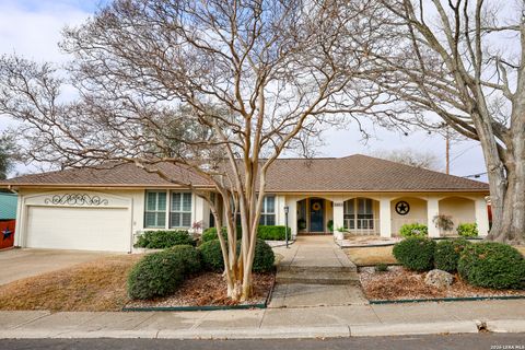 8815 Spanish Moss Windcrest TX 78239