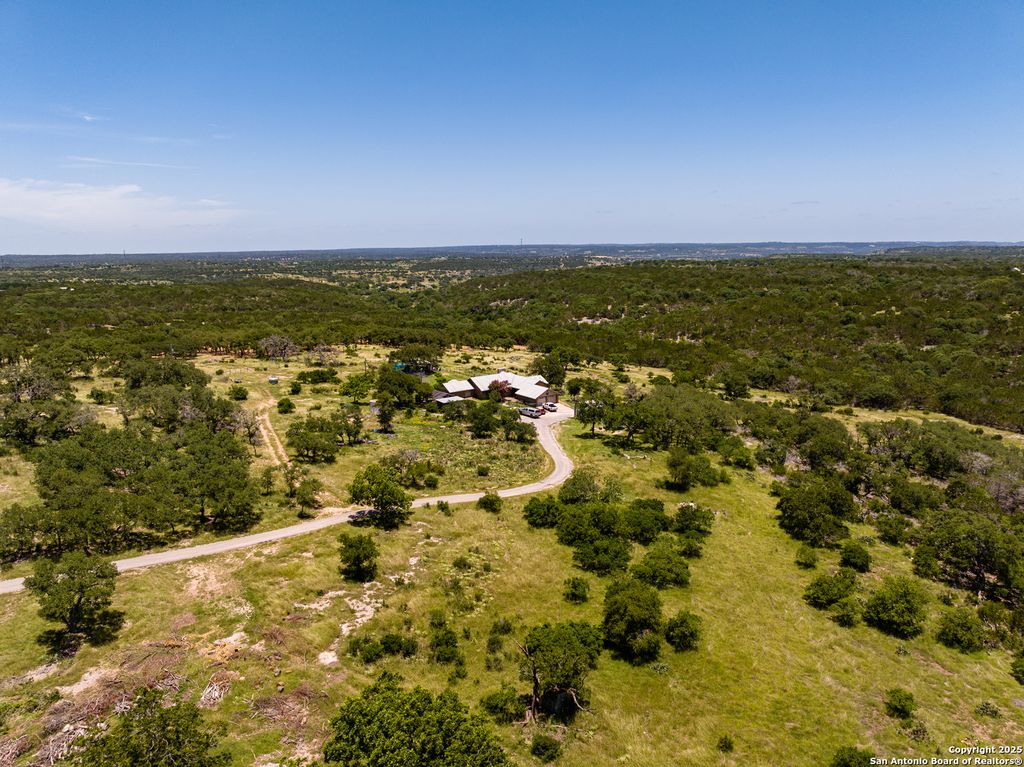 Photo of 190 Jones, Kerrville, TX 78028 (MLS # 1881656)