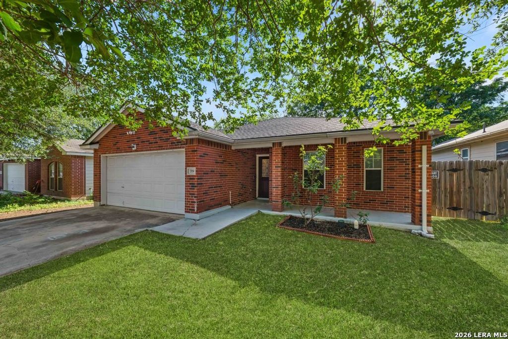 Photo of 719 Eagle Trail, San Antonio, TX 78227 (MLS # 1992288)