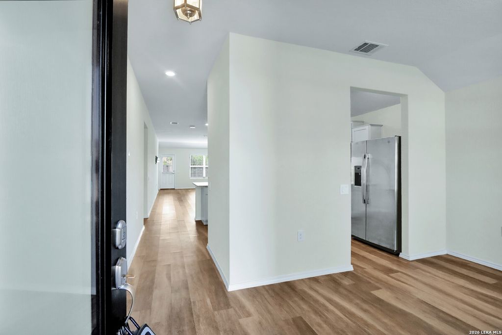 Photo of 6854 HIBISCUS FLS, San Antonio, TX 78218 (MLS # 1958942)