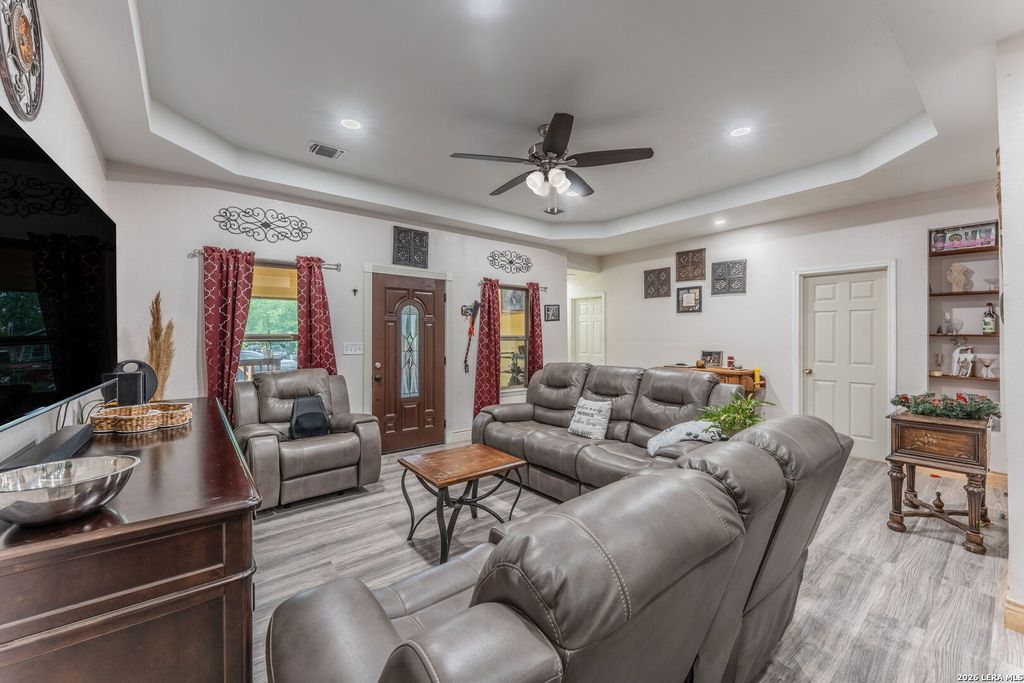 Photo of 1659 AMANDA ST, San Antonio, TX 78210 (MLS # 1963311)