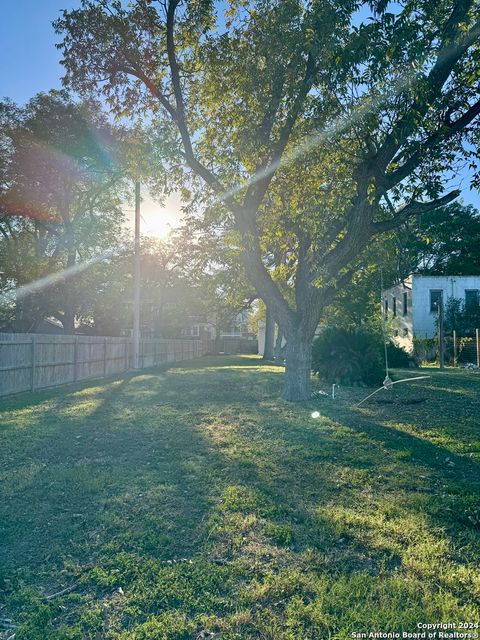 A home in Uvalde