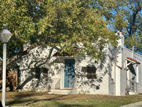 A home in Uvalde