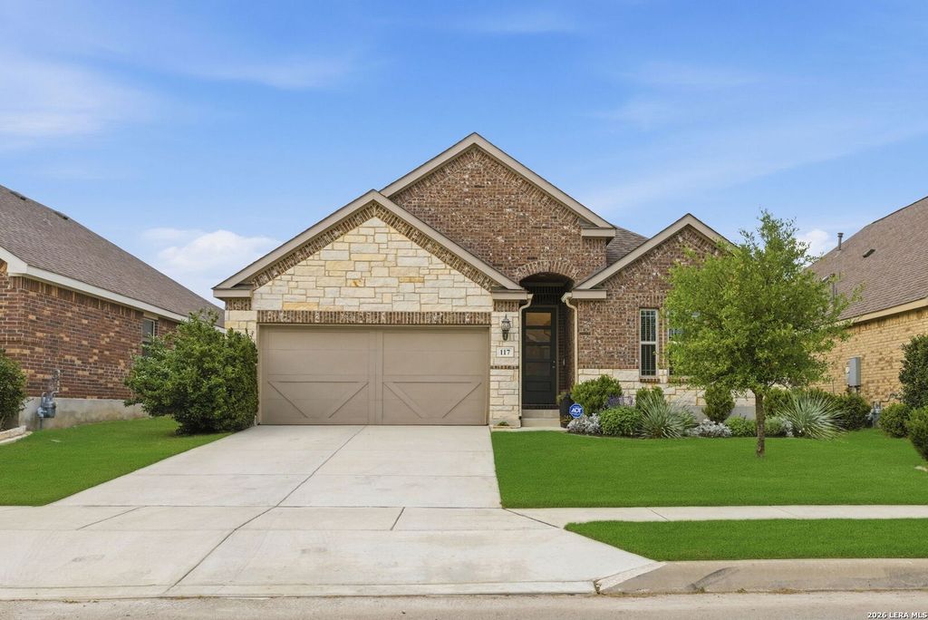 Photo of 117 DOVETAIL ST, Boerne, TX 78006 (MLS # 1958339)