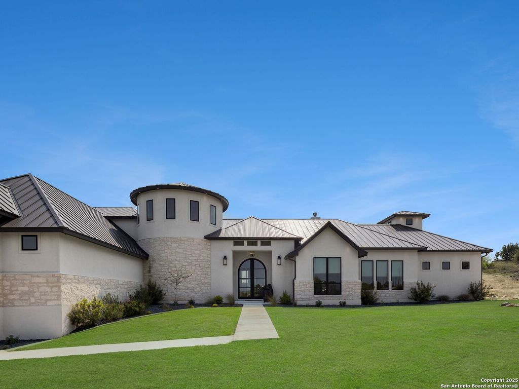 Photo of 137 Phillip Ranch Rd, Boerne, TX 78006 (MLS # 1958749)
