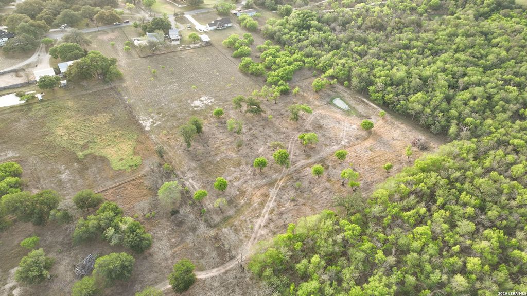 Photo of 413 W Malone, Devine, TX 78016 (MLS # 1960409)