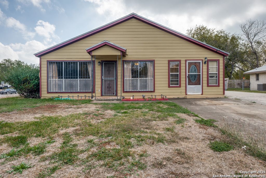 Photo of 4914 Frostwood, San Antonio, TX 78220 (MLS # 1929721)