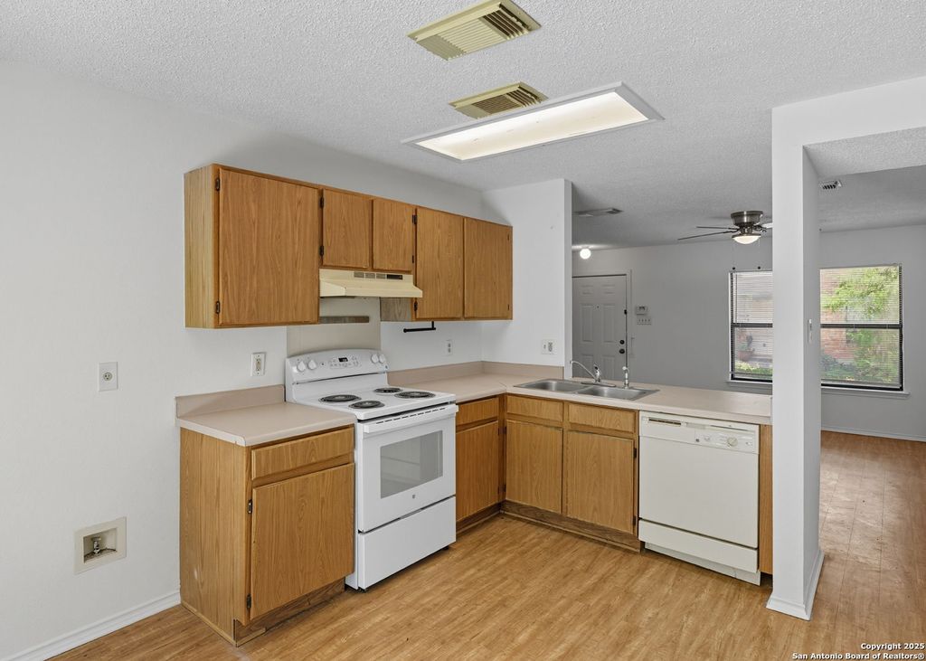 Photo of 8939 Kenton Briar, San Antonio, TX 78240 (MLS # 1889629)
