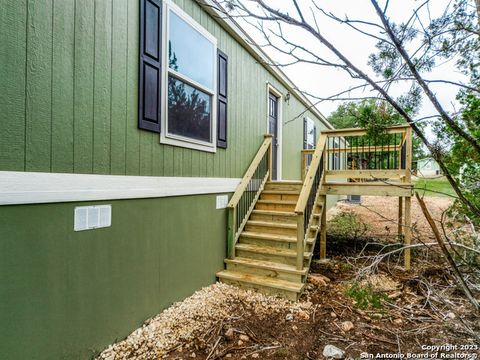 A home in Bandera