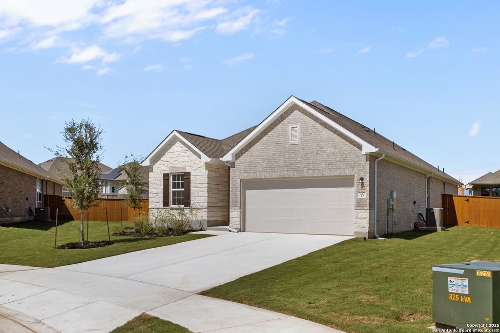 Photo of 307 Foxtail Path, Cibolo, TX 78108 (MLS # 1862473)