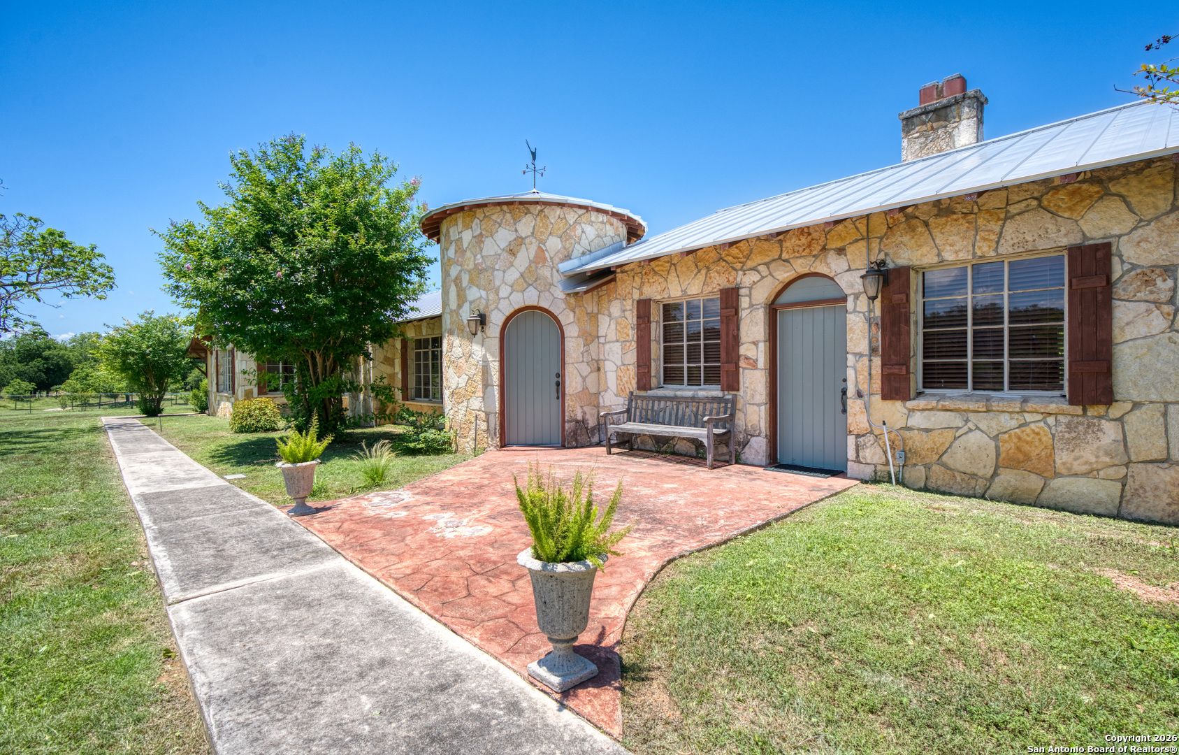 5322 State Highway 16 N