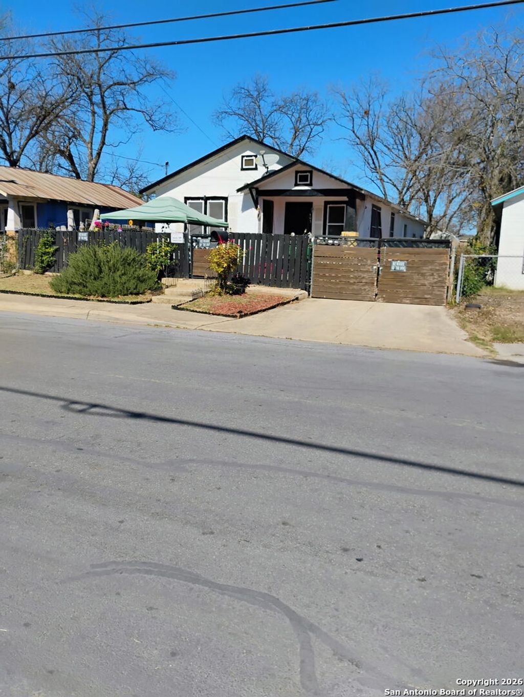 Photo of 403 Hazel, San Antonio, TX 78207 (MLS # 1935046)