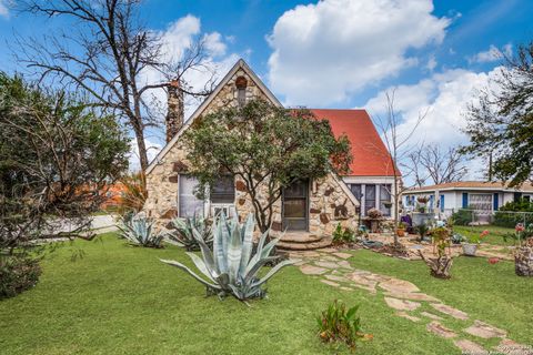 1651 W MISTLETOE AVE San Antonio TX 78201