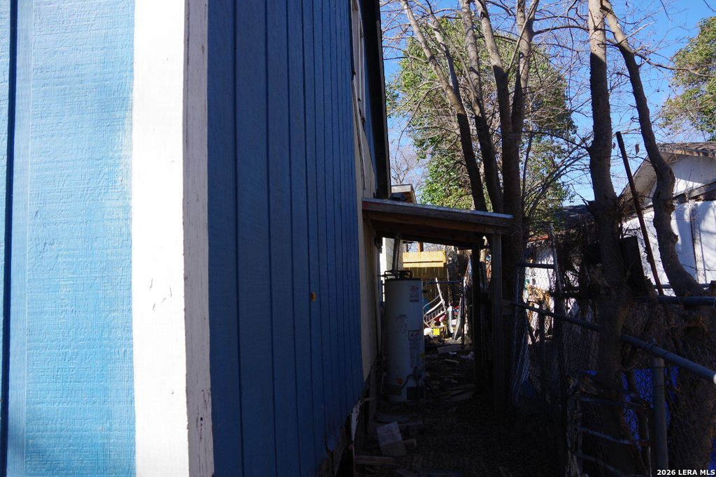 Photo of 1211 Rivas, San Antonio, TX 78207 (MLS # 1941622)