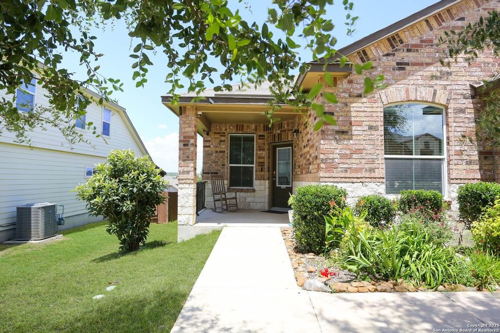Photo of 508 Saltlick Way, Cibolo, TX 78108 (MLS # 1878870)