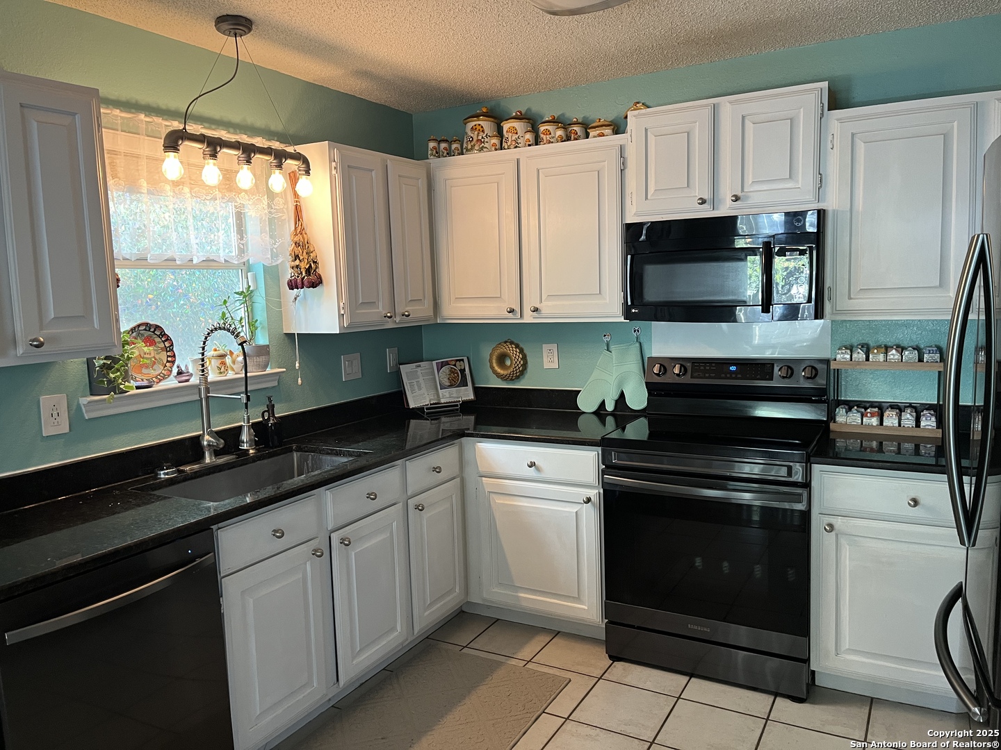 6815 Quail Branch