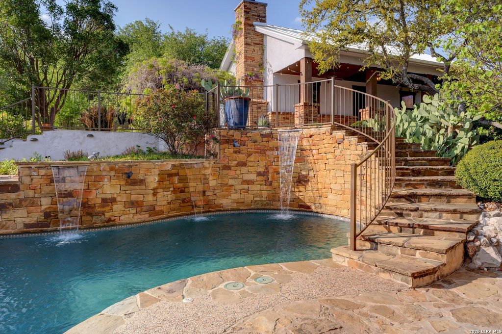 Photo of 903 Foxton, San Antonio, TX 78260 (MLS # 1954133)