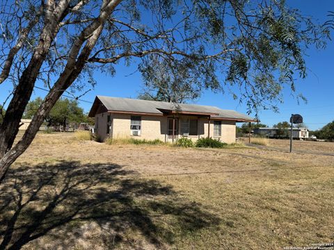 A home in Uvalde