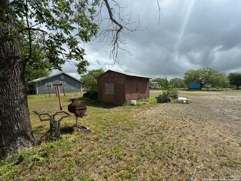 A home in Uvalde