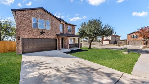 Search 606 San Augustine New Braunfels TX 78132