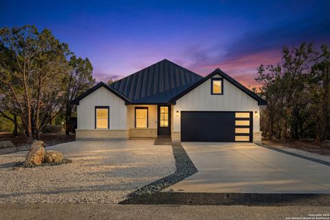 1266 Highpoint Ln Spring Branch TX 78070