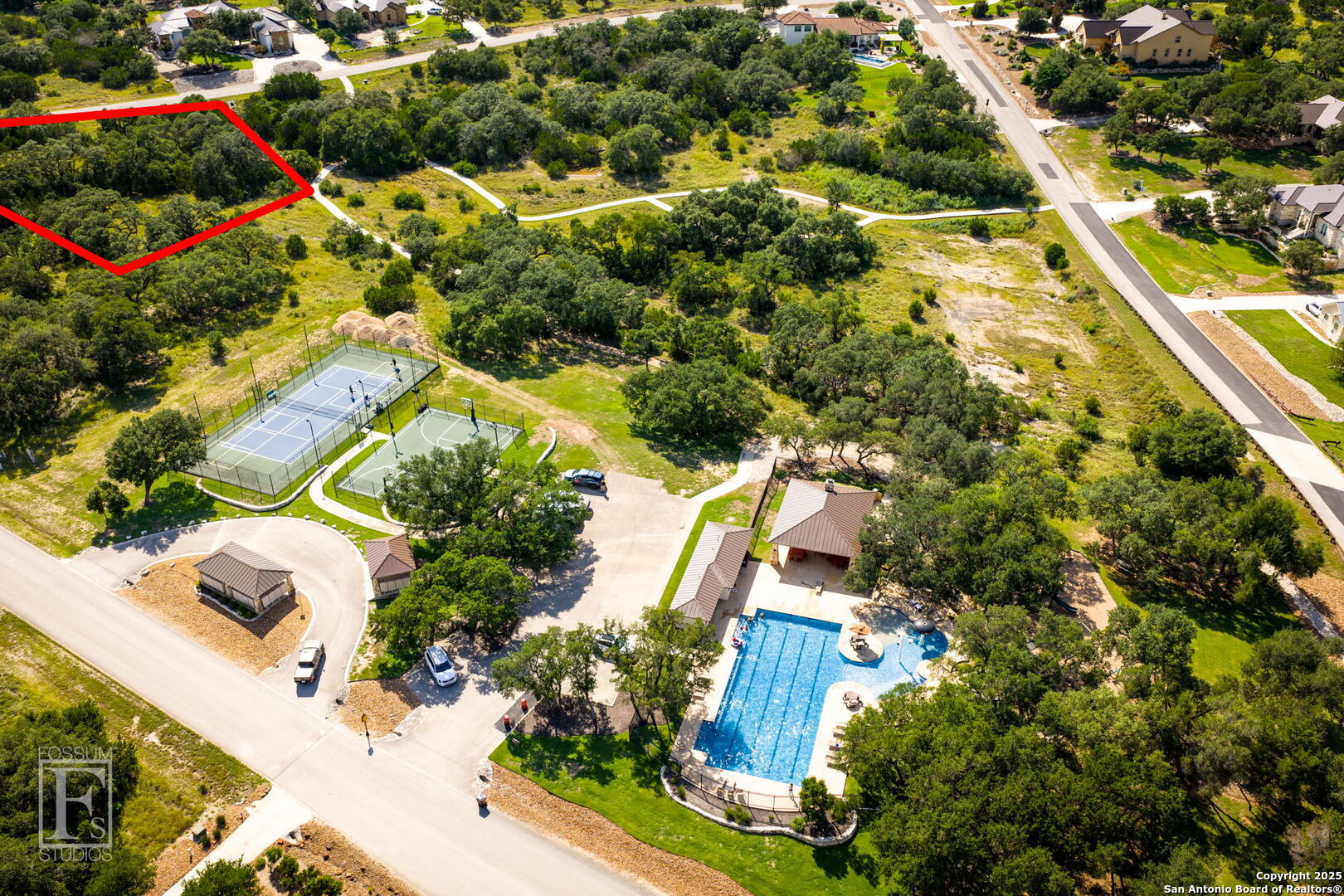 5716 Copper Forest