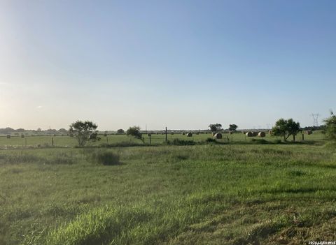 0 County Road 117 Floresville TX 78114