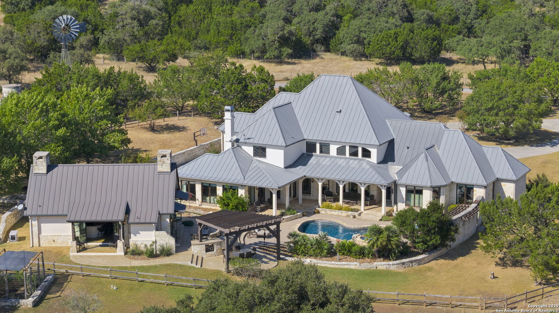 504 Cordillera Trace