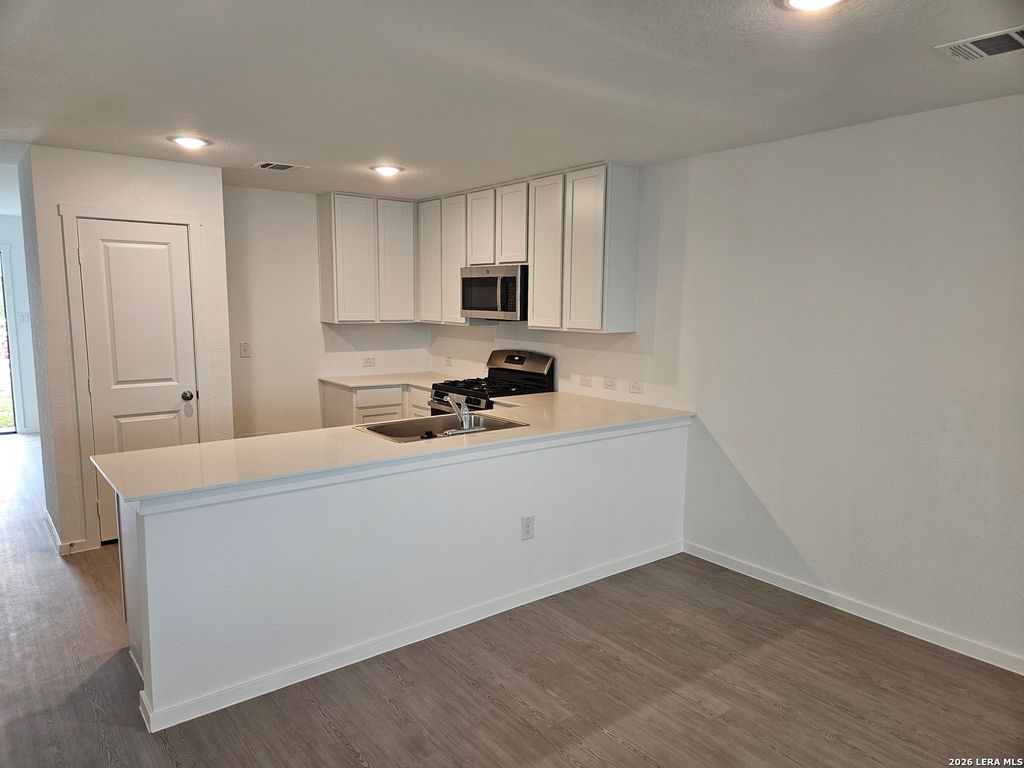 Photo of 507 Layne Overlook, San Antonio, TX 78253 (MLS # 1946417)