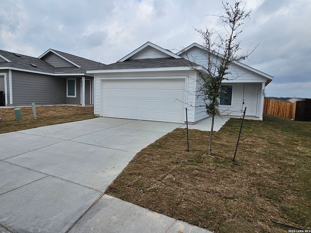 Photo of 507 Layne Overlook, San Antonio, TX 78253 (MLS # 1946417)