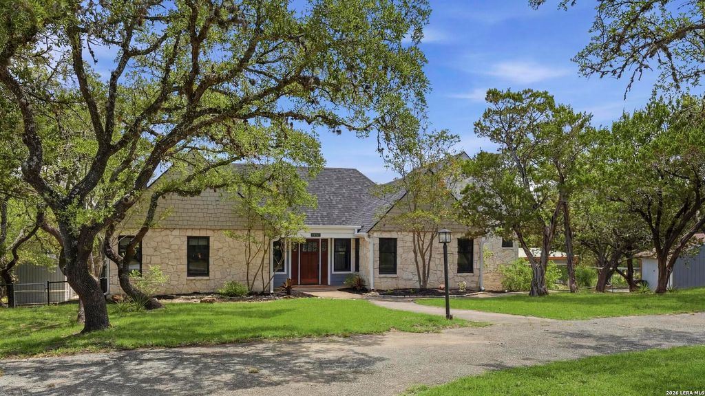 Photo of 9003 CEDAR TRL, Boerne, TX 78006 (MLS # 1972662)