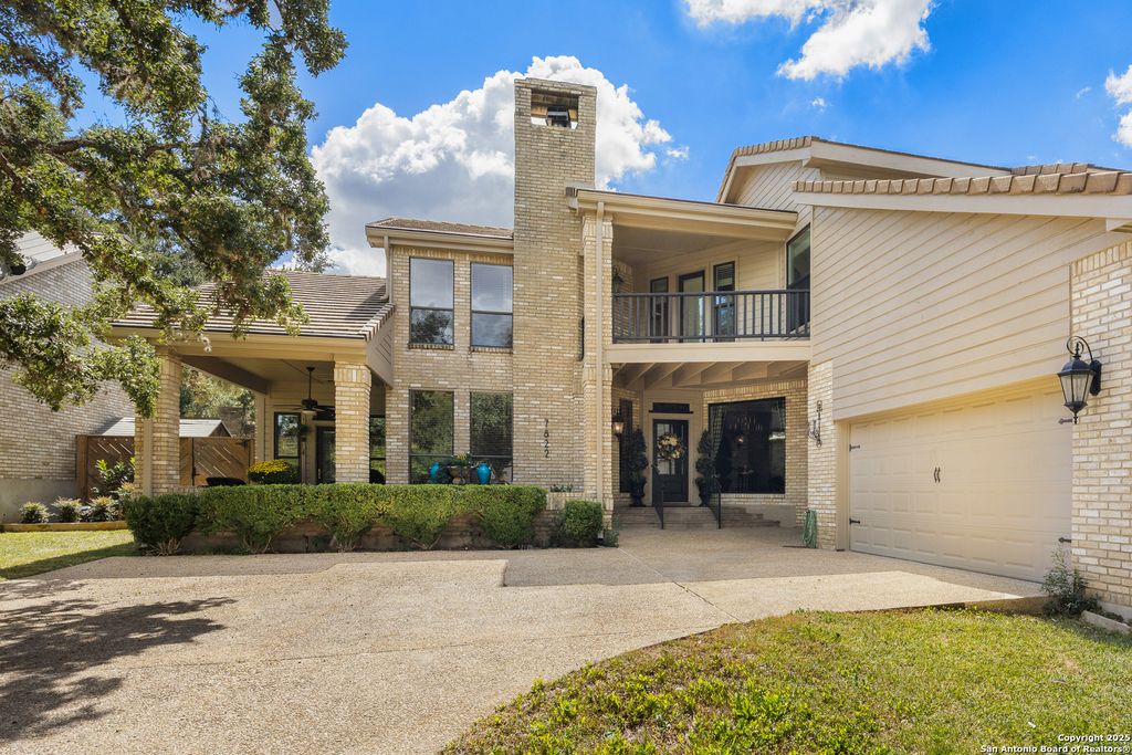 Photo of 7822 Timber Top, Fair Oaks Ranch, TX 78015 (MLS # 1914477)