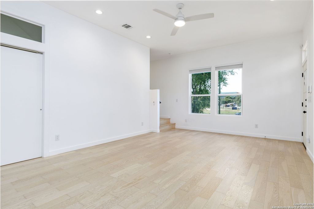 Photo of 2507 E Commerce 2, San Antonio, TX 78203 (MLS # 1933116)