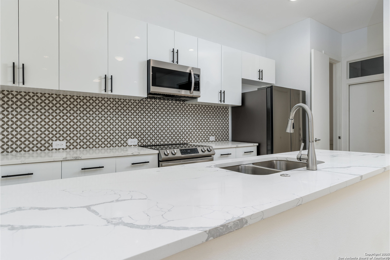 2507 E Commerce St #2, San Antonio, TX, 78203